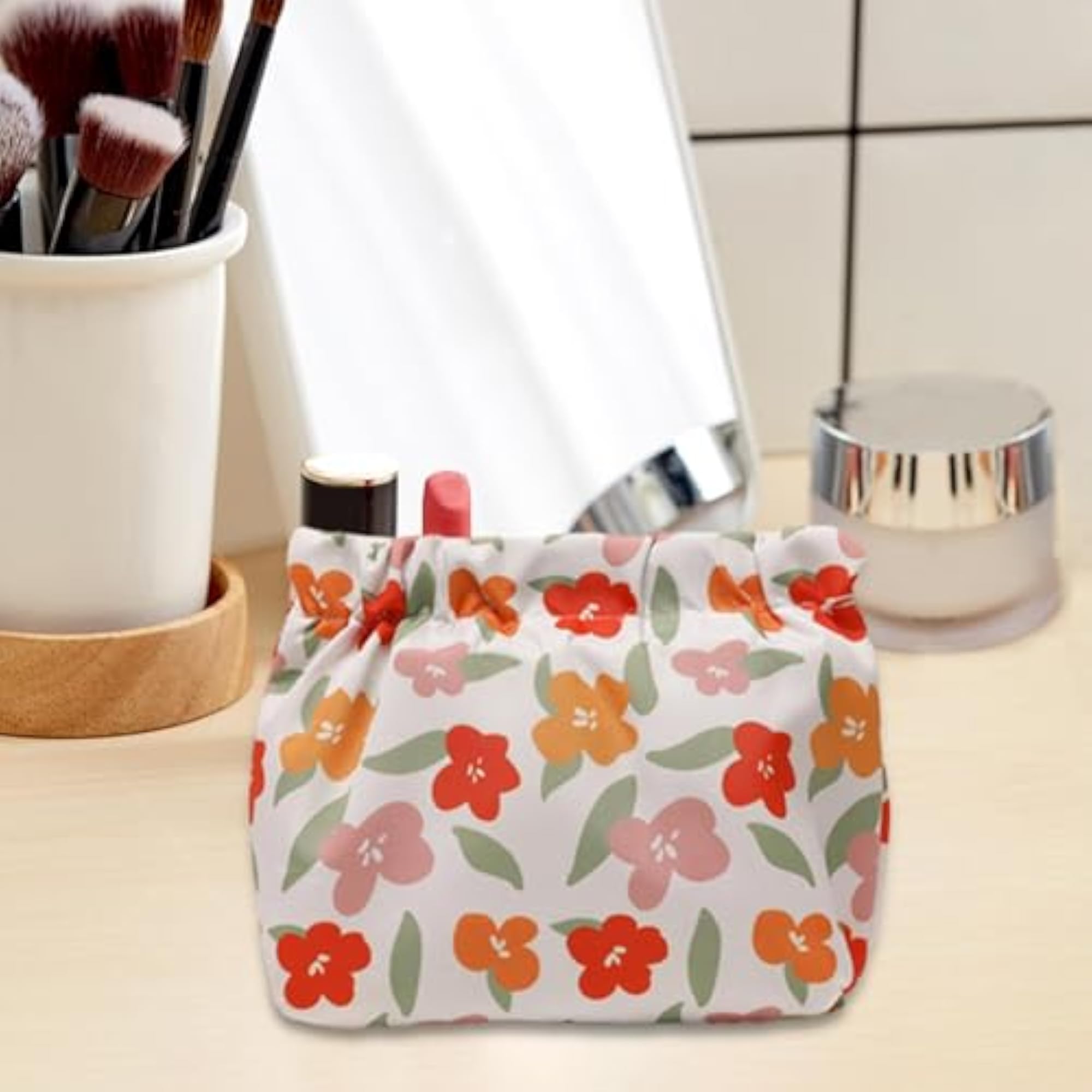 Portable Self Closing Makeup Pouch for Perfume